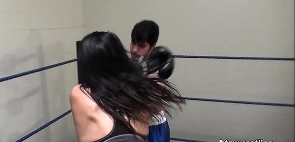  Femdom Boxing Beatdown of a Wimp